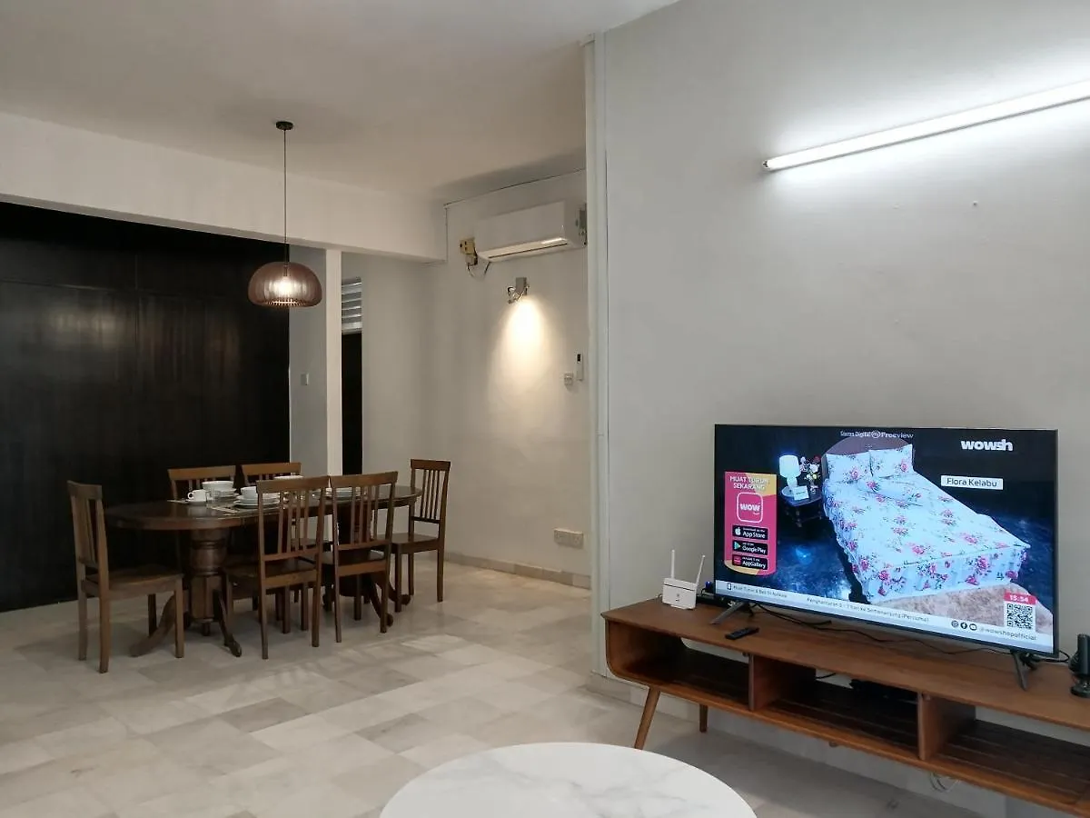 Apartment City Tropical Home I George Town