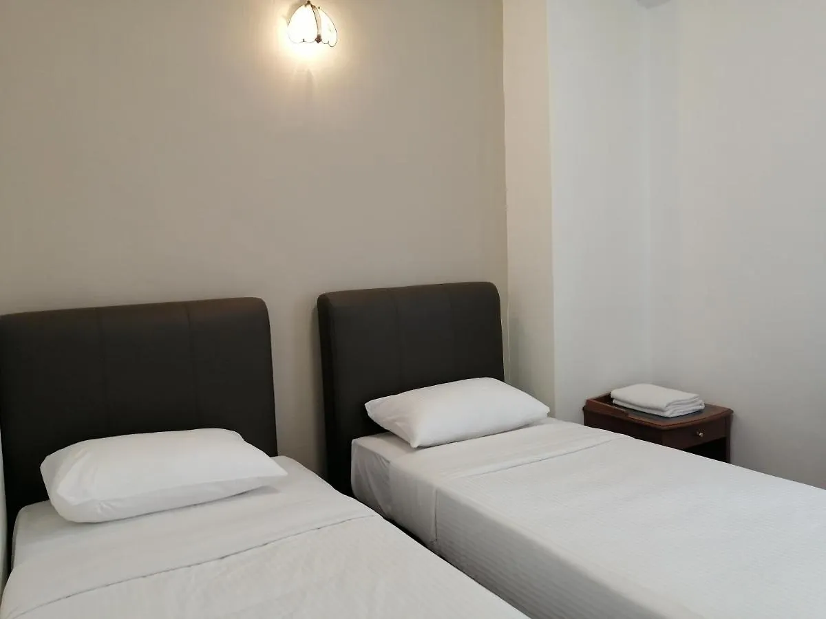 Apartment City Tropical Home I George Town
